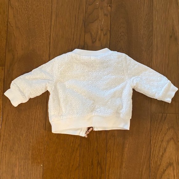 NWOT Cat & Jack White Lace Jacket (0-3 Months) - Picture 2 of 3
